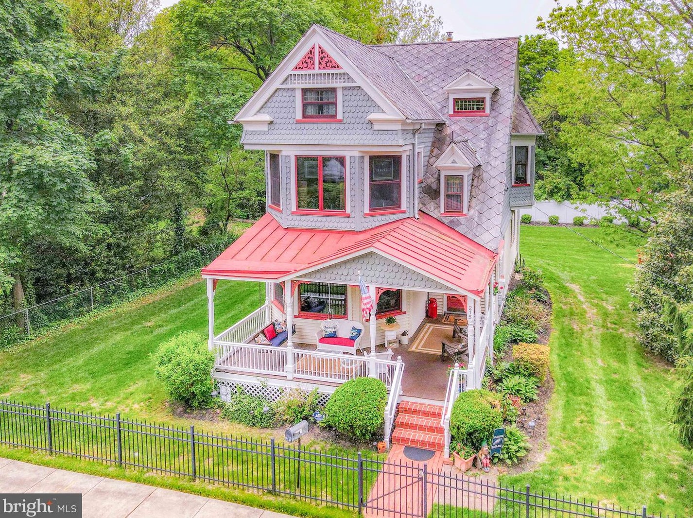 215 Walnut St, Beverly, NJ 08010