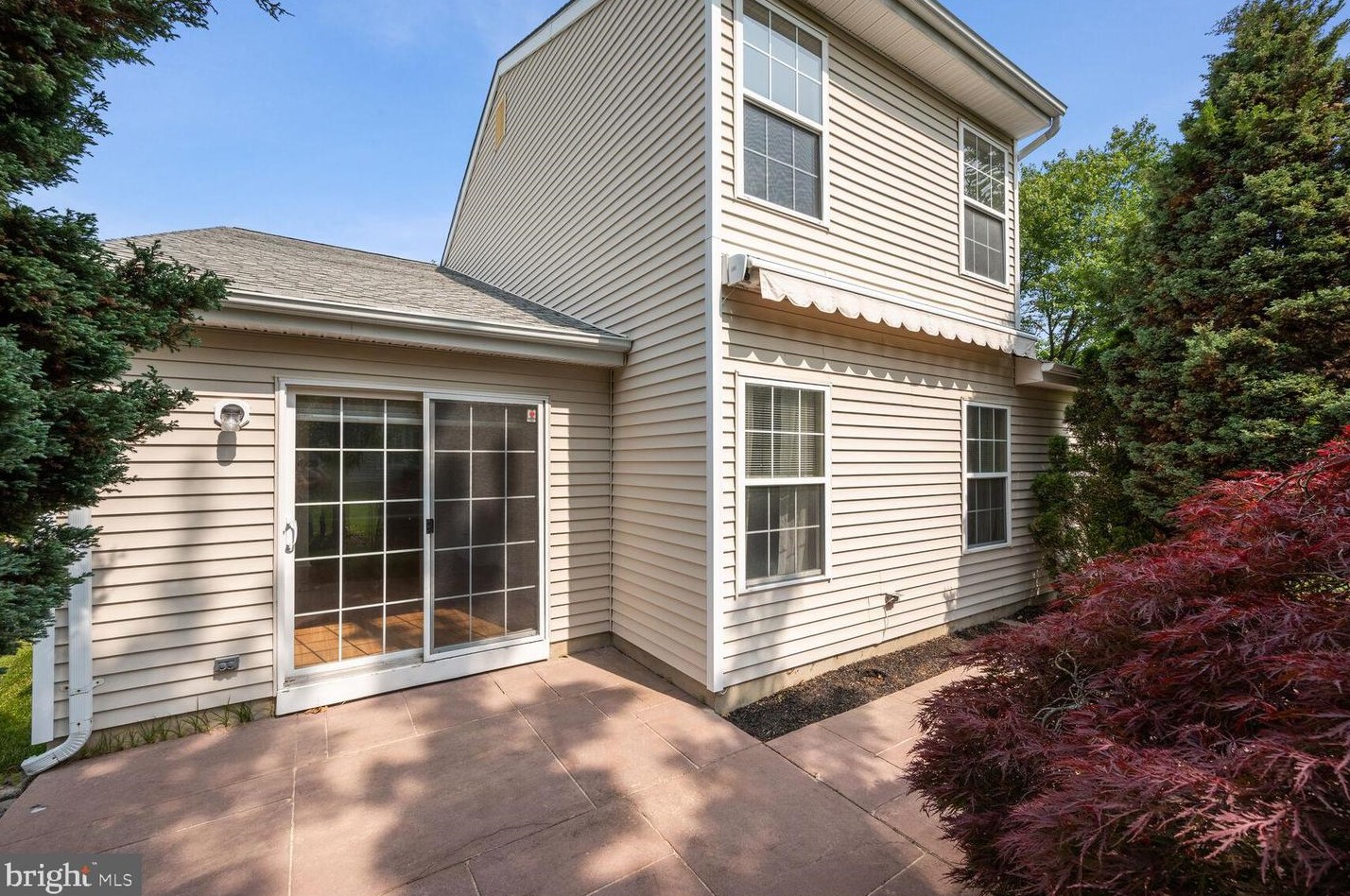 9 Pecan Ct, Mount Laurel, NJ 08054