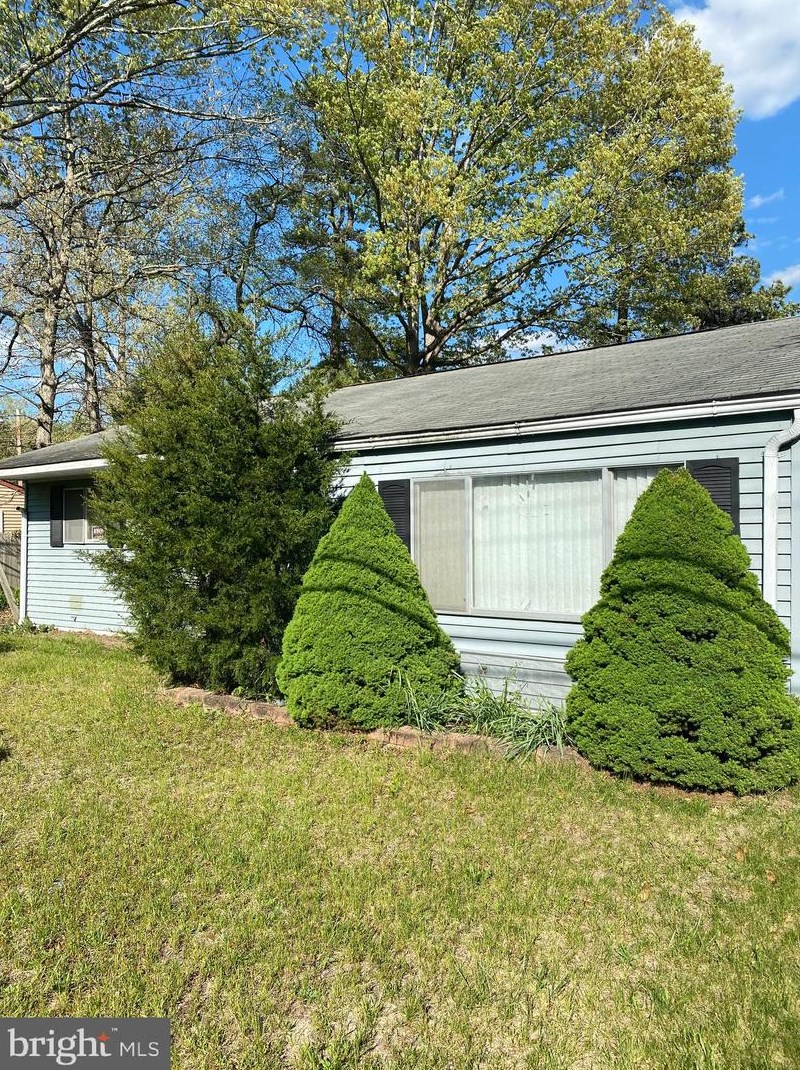 2300 E Lakeshore Dr, Browns Mills, NJ 08015