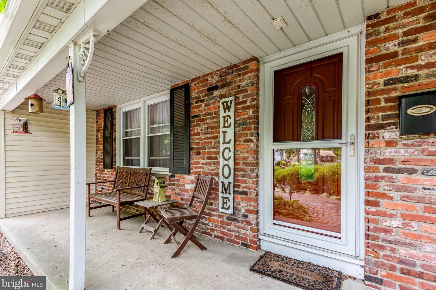 106 S St Andrews Dr, Mount Laurel, NJ 08054