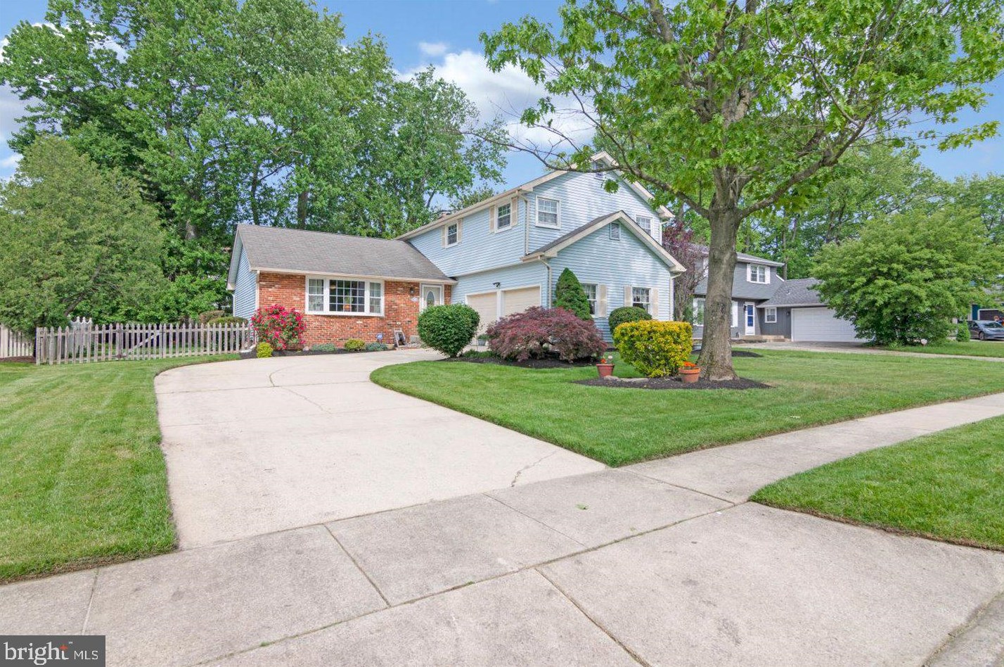 748 Cornwallis Dr, Mount Laurel, NJ 08054