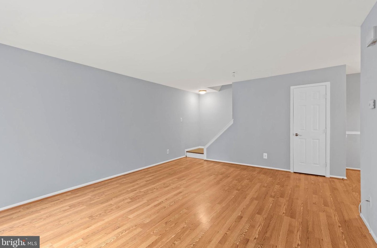 3064 Harbour Dr, Palmyra, NJ 08065