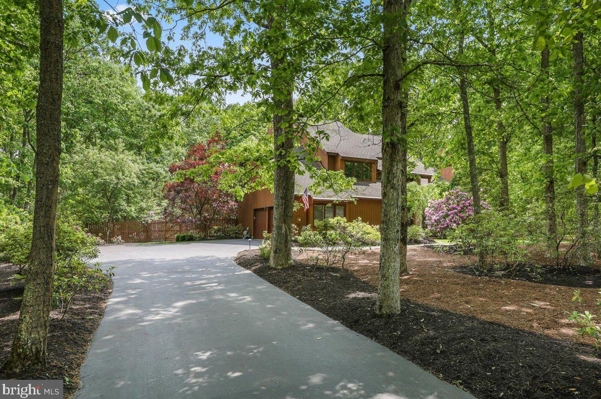 2 Wyndon Ct, Medford, NJ 08055-3313