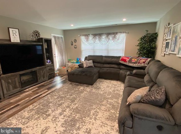 227 Derry Hill Ct, Mount Laurel, NJ 08054
