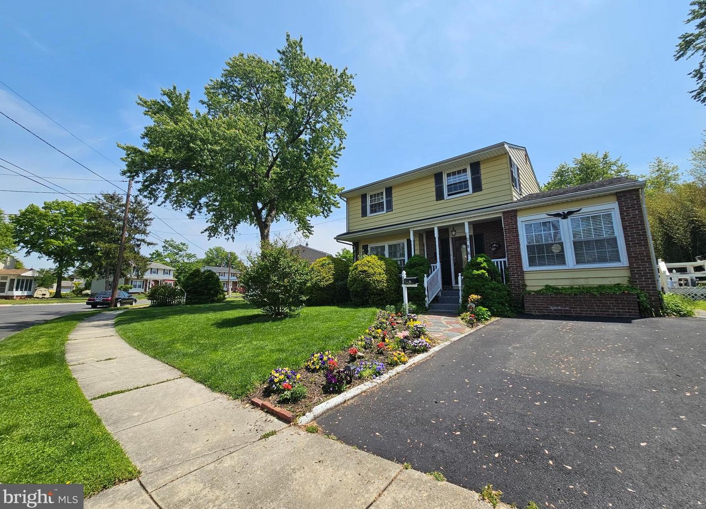 306 Ithaca Ave, Riverside, NJ 08075-1136