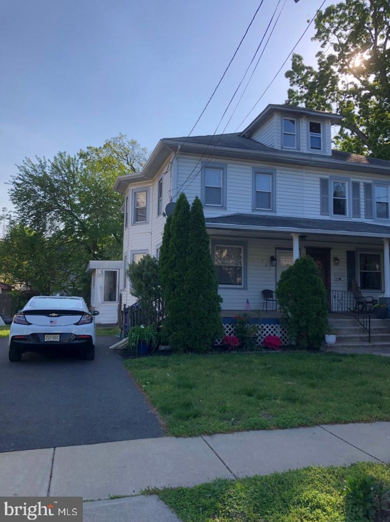 731 Parry Ave, Palmyra, NJ 08065