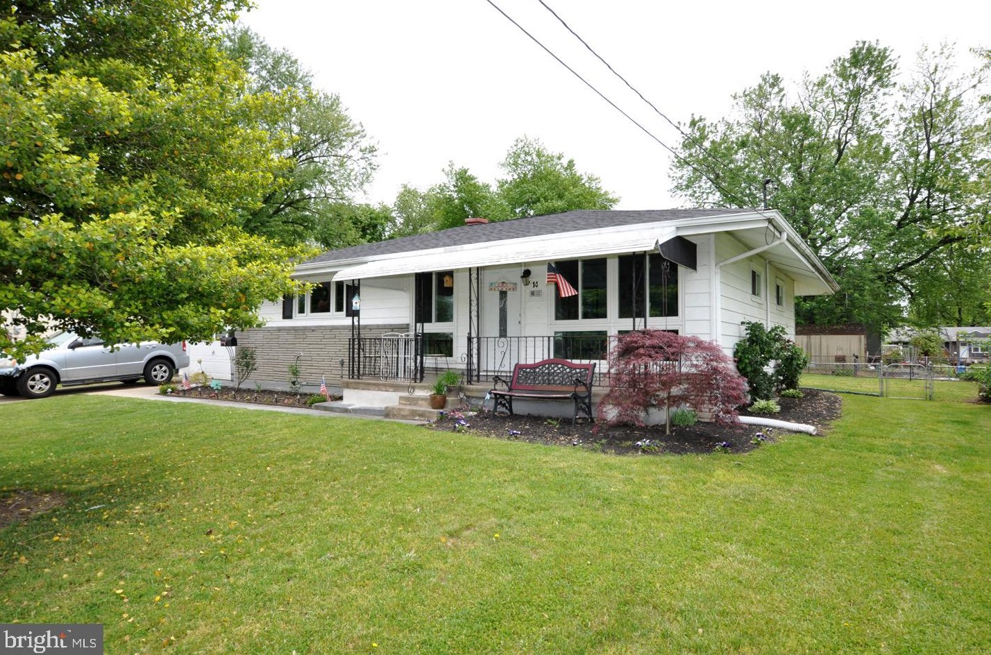 14 Laurie Way, Burlington, NJ 08016