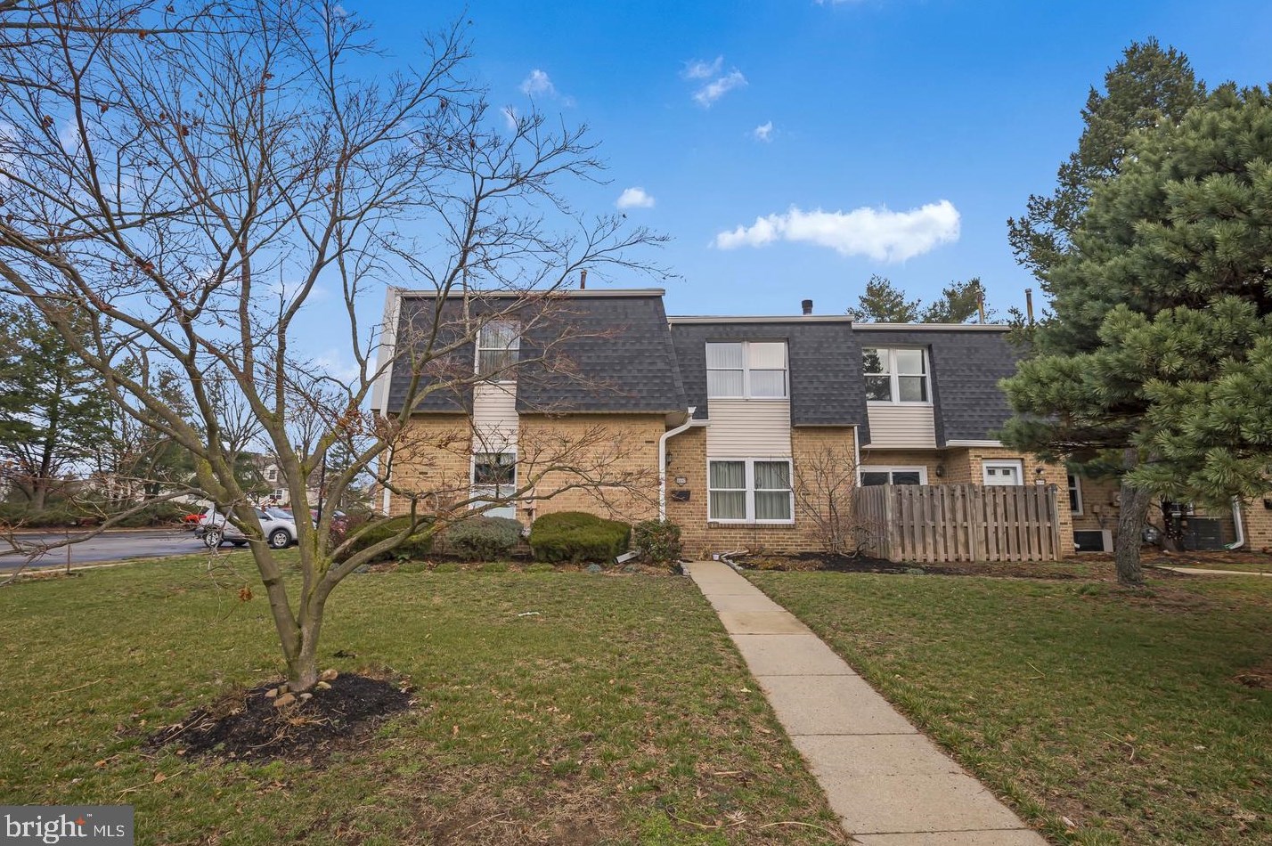 2197 Harbour Dr, Palmyra, NJ 08065