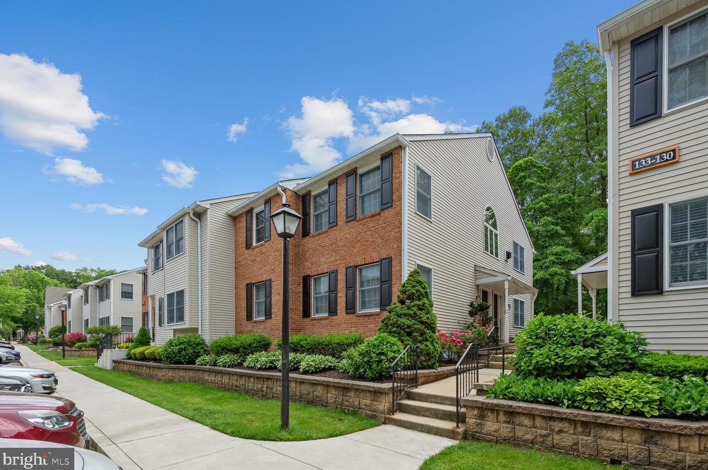 135 Chalkboard Ct, Moorestown, NJ 08057