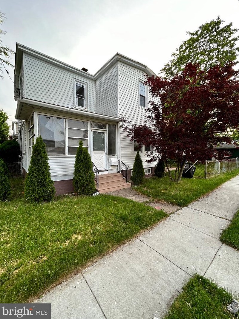 1001 W 4th St, Florence, NJ 08518