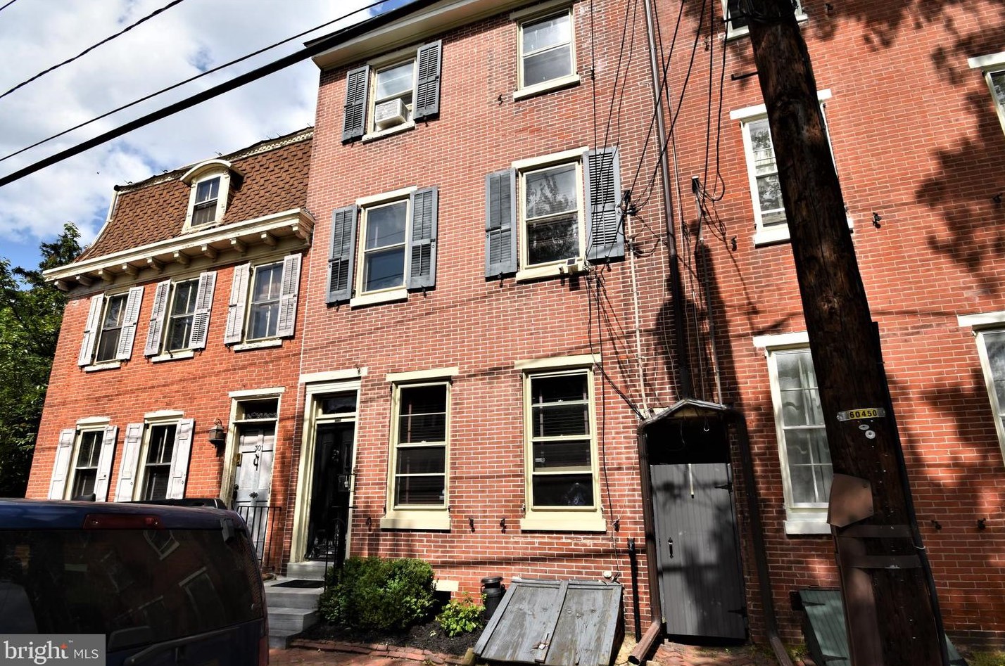 303 Wood St, Burlington, NJ 08016