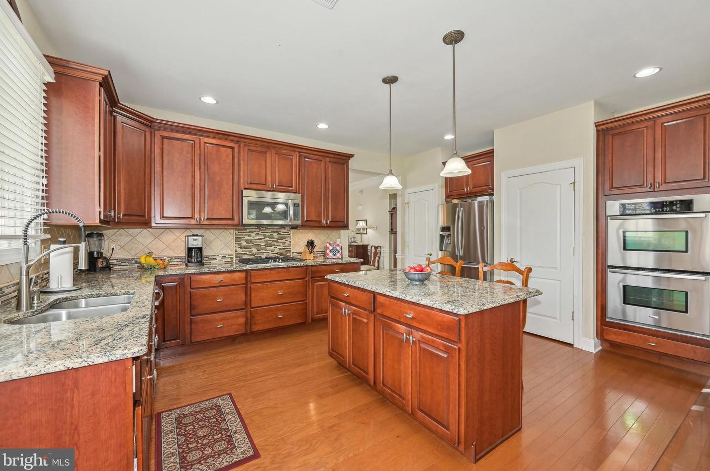 2 Windyknoll Ct, Medford NJ  08055-4006 exterior