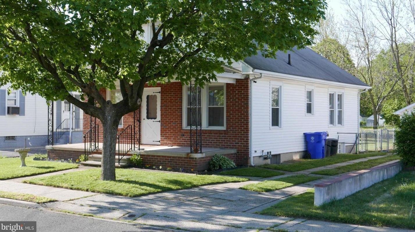 347 Farner Ave, Burlington, NJ 08016-2432