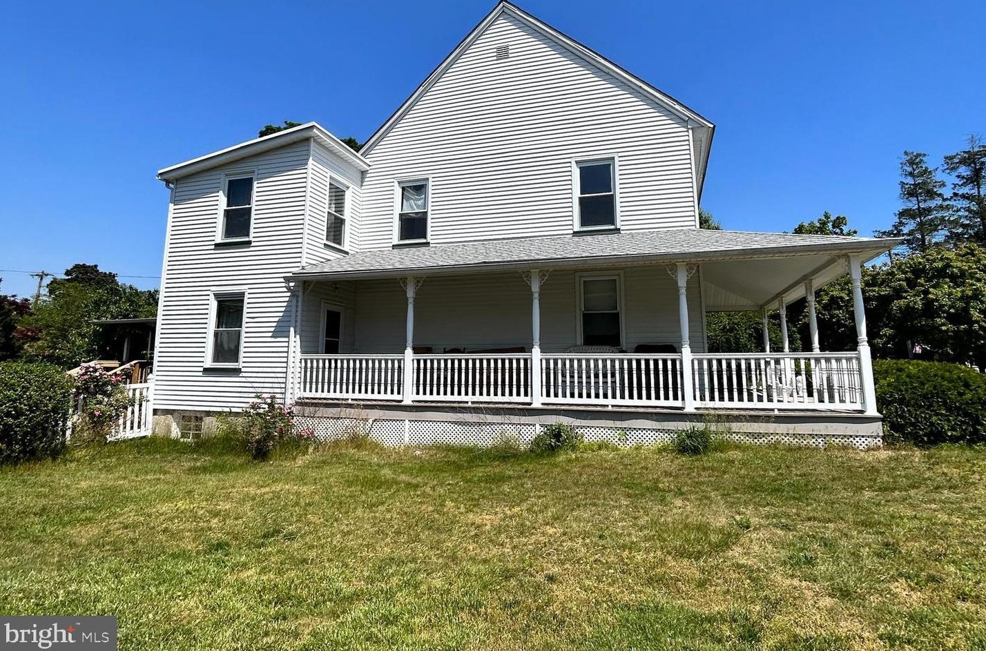 22 Elizabeth St #2, Pemberton, NJ 08068