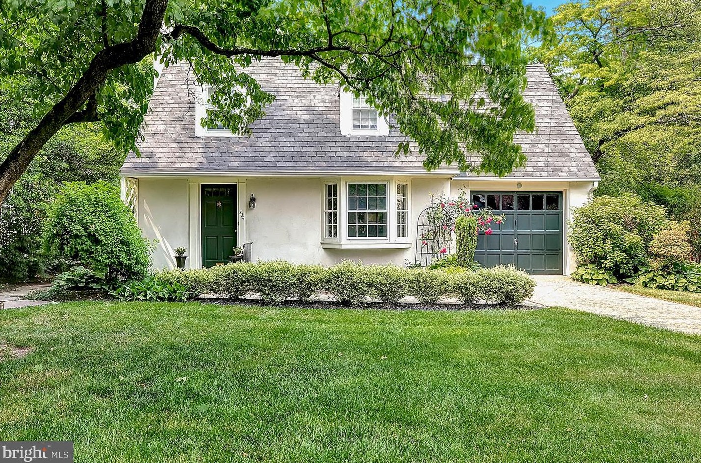 336 Stanwick Rd, Moorestown, NJ 08057-3630