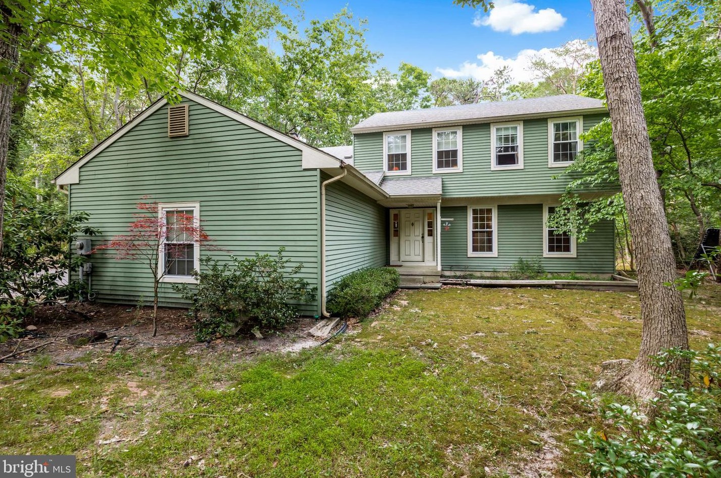 8 Olde Towne Ct, Medford, NJ 08055-8449