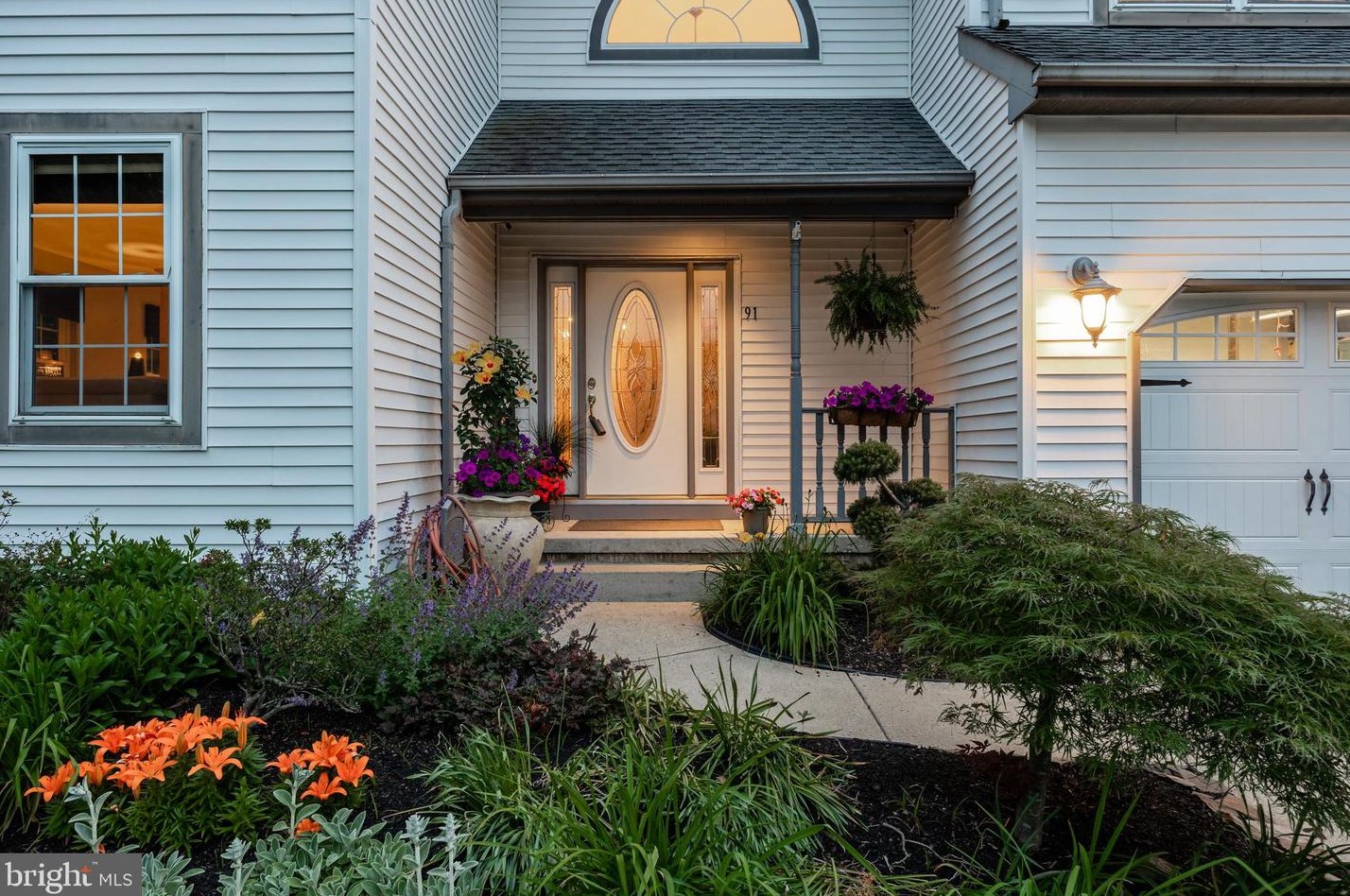 91 Jennifer Ln, Burlington, NJ 08016-1145