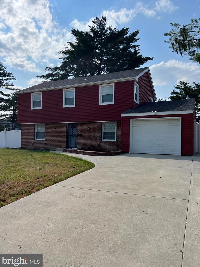 1 Birdseye Ln, Willingboro, NJ 08046