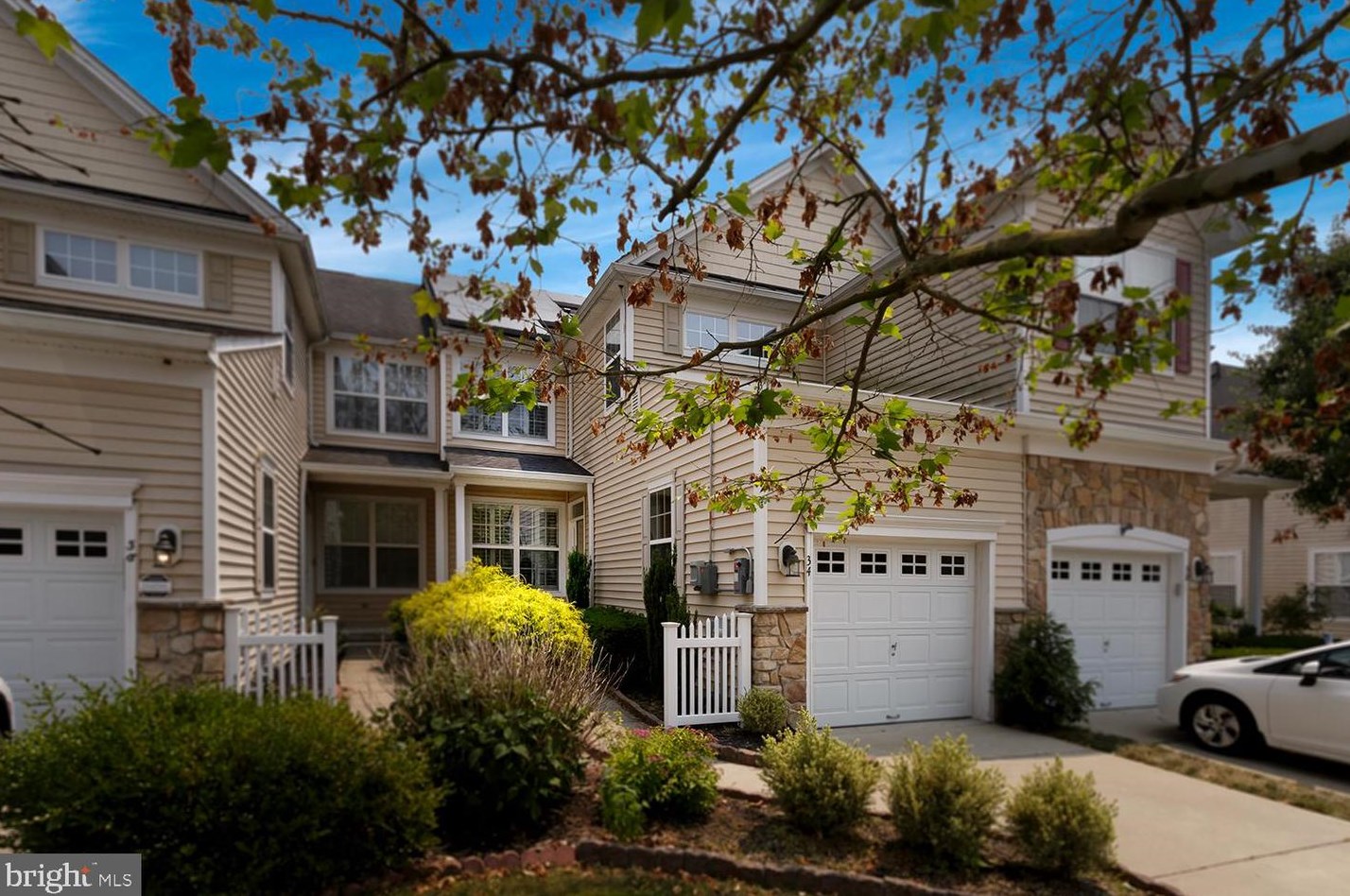 34 Crows Nest Ct, Mount Laurel, NJ 08054
