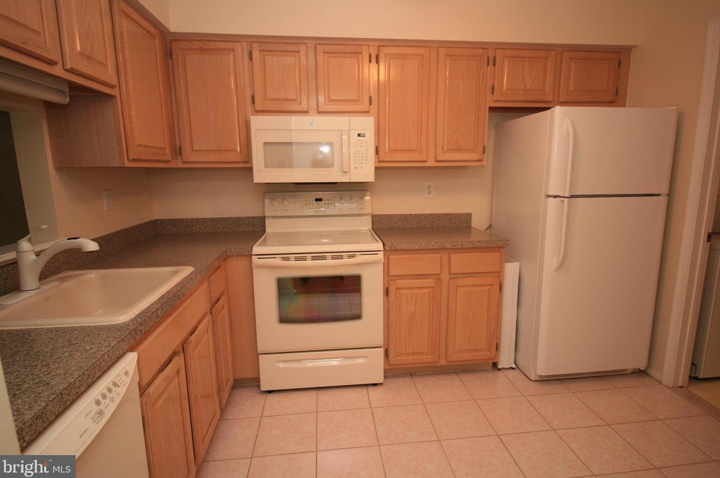 503 Ginger Dr, Mount Laurel NJ  08054-4976 exterior