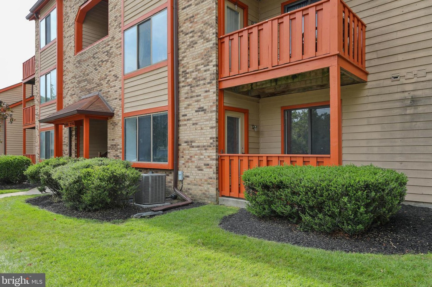 2706 Sussex Ct, Mount Laurel, NJ 08054