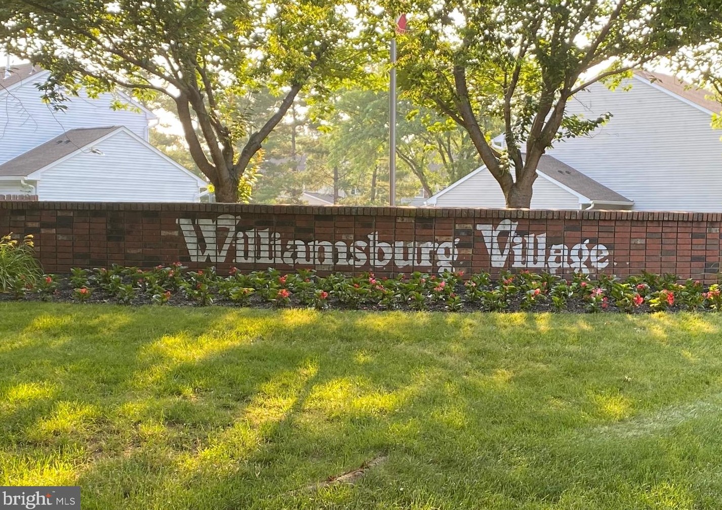 11 Fairfax Ct, Chesterfield, NJ 08505-3132