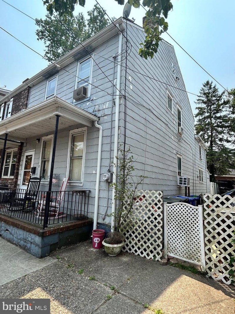 11 E Federal St, Burlington, NJ 08016