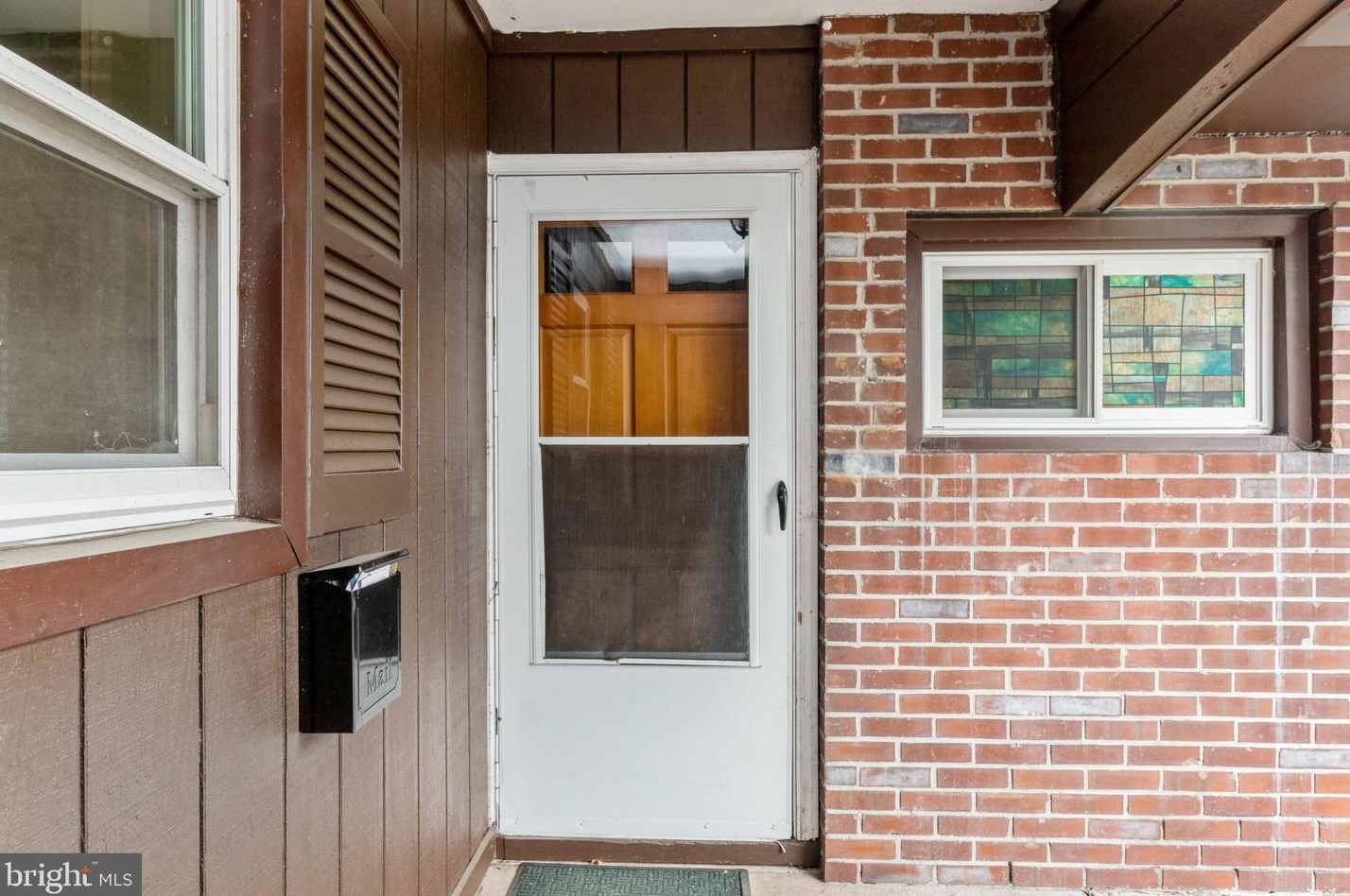 24 Spiralwood Ln, Willingboro, NJ 08046