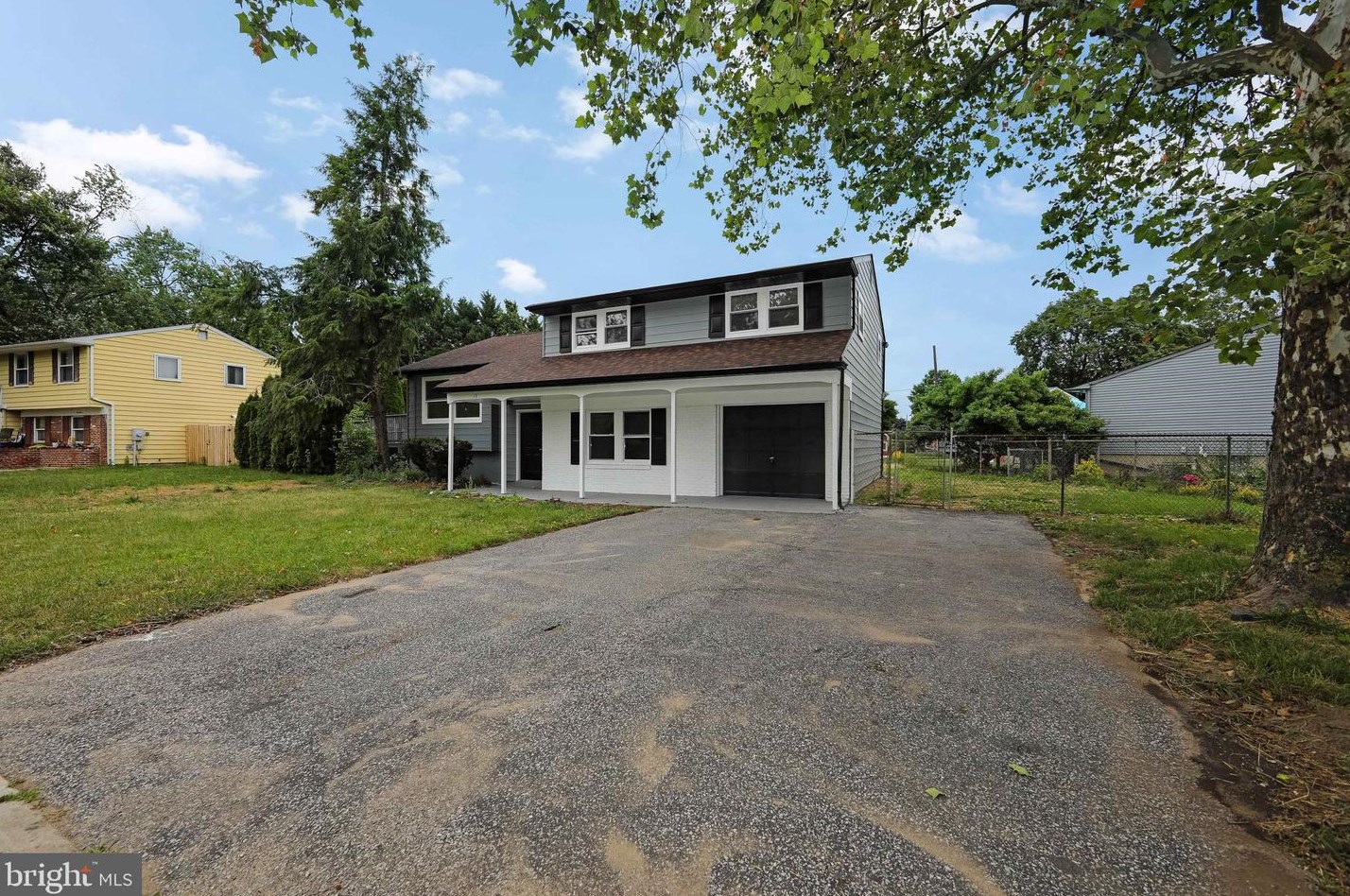 19 Willow Way, Burlington, NJ 08016-3121