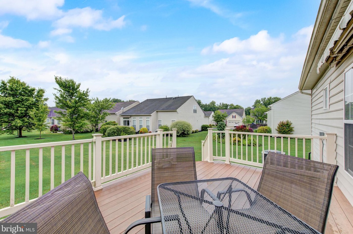 6 Simpkins Ln, Pemberton NJ 08068-1565 exterior