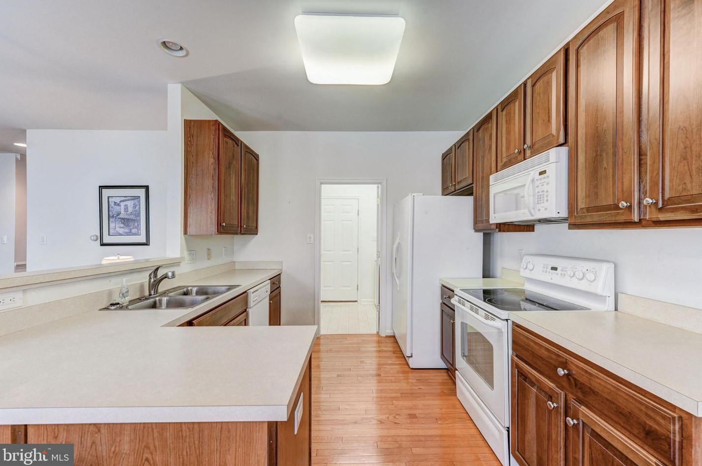 6 Simpkins Ln, Pemberton NJ 08068-1565 exterior