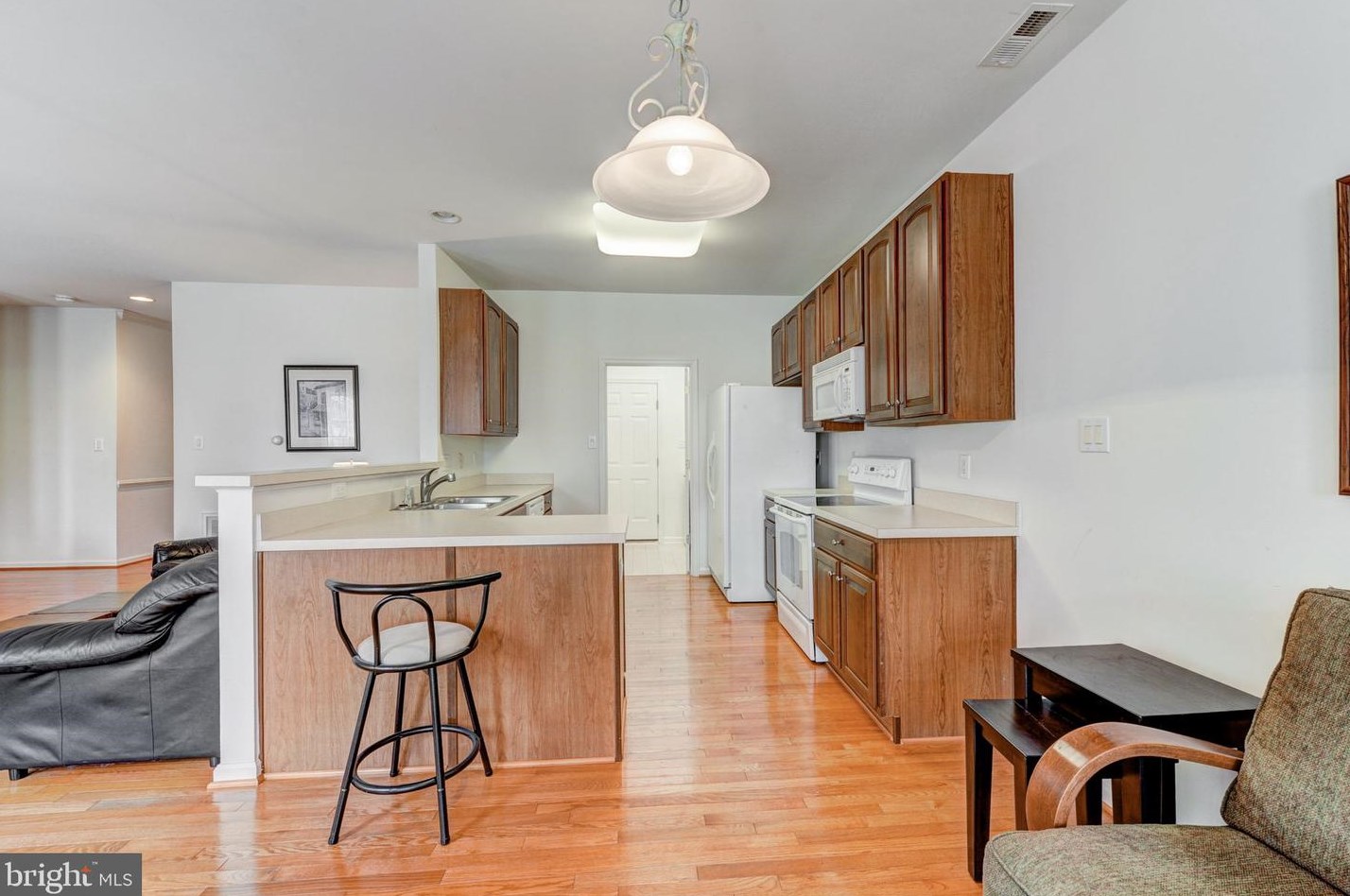 6 Simpkins Ln, Pemberton NJ 08068-1565 exterior