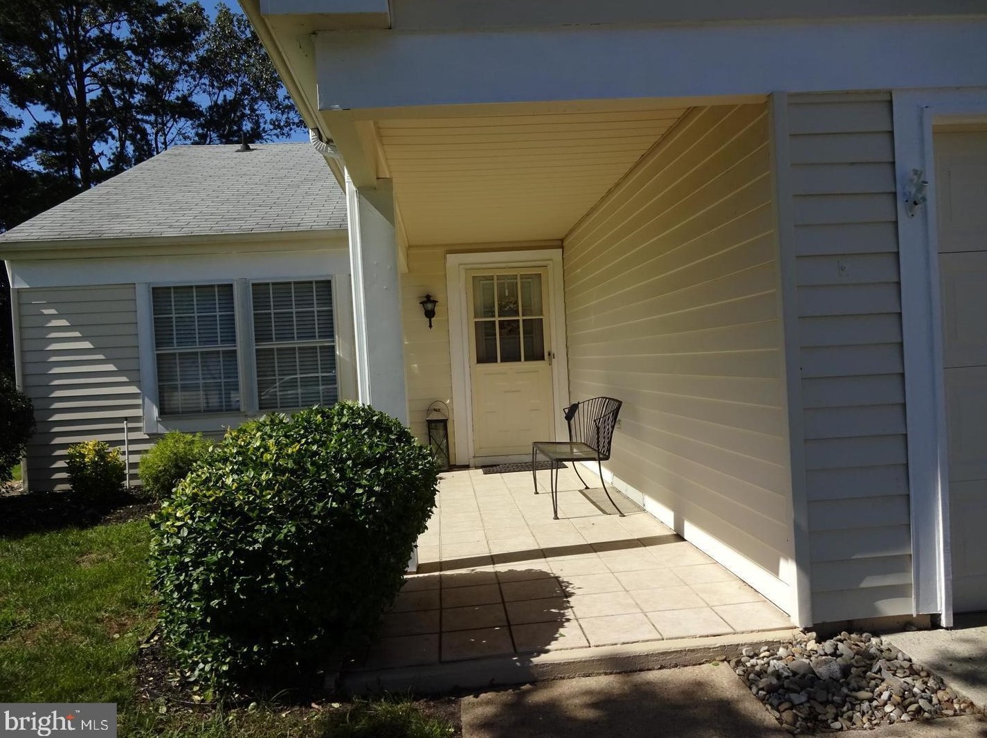 35 New Castle Dr, Southampton, NJ 08088-1236