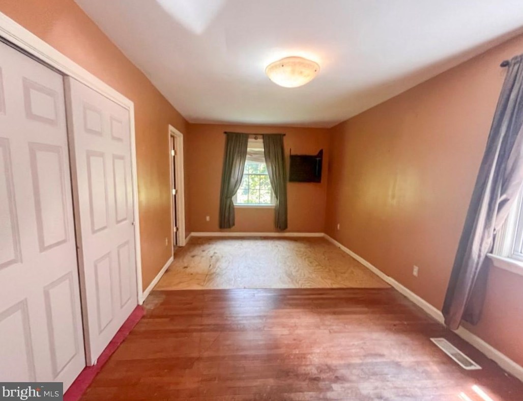 419 Church St, Moorestown NJ  08057-1742 exterior