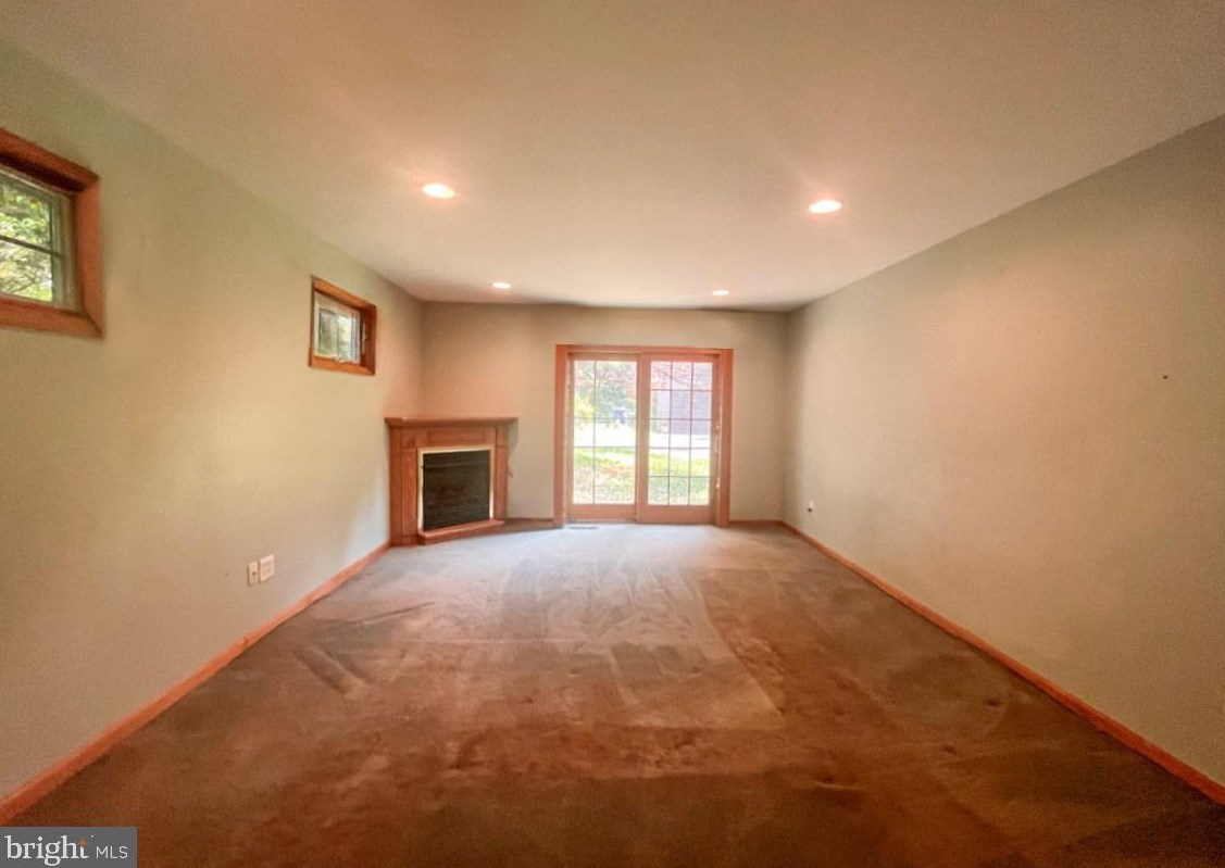 419 Church St, Moorestown NJ  08057-1742 exterior