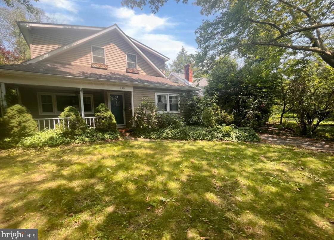 419 Church St, Moorestown NJ  08057-1742 exterior
