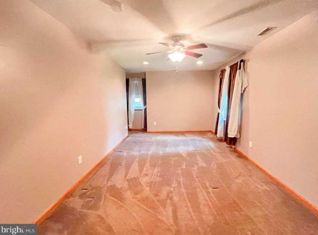 419 Church St, Moorestown NJ  08057-1742 exterior