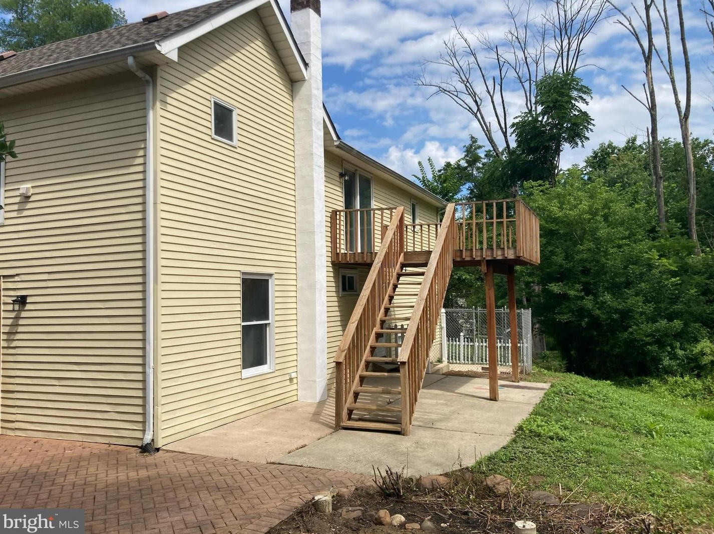31 Church St, Chesterfield, NJ 08515