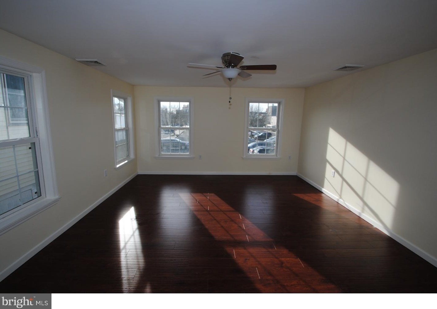 30 Union St, Burlington NJ  08016-4476 exterior