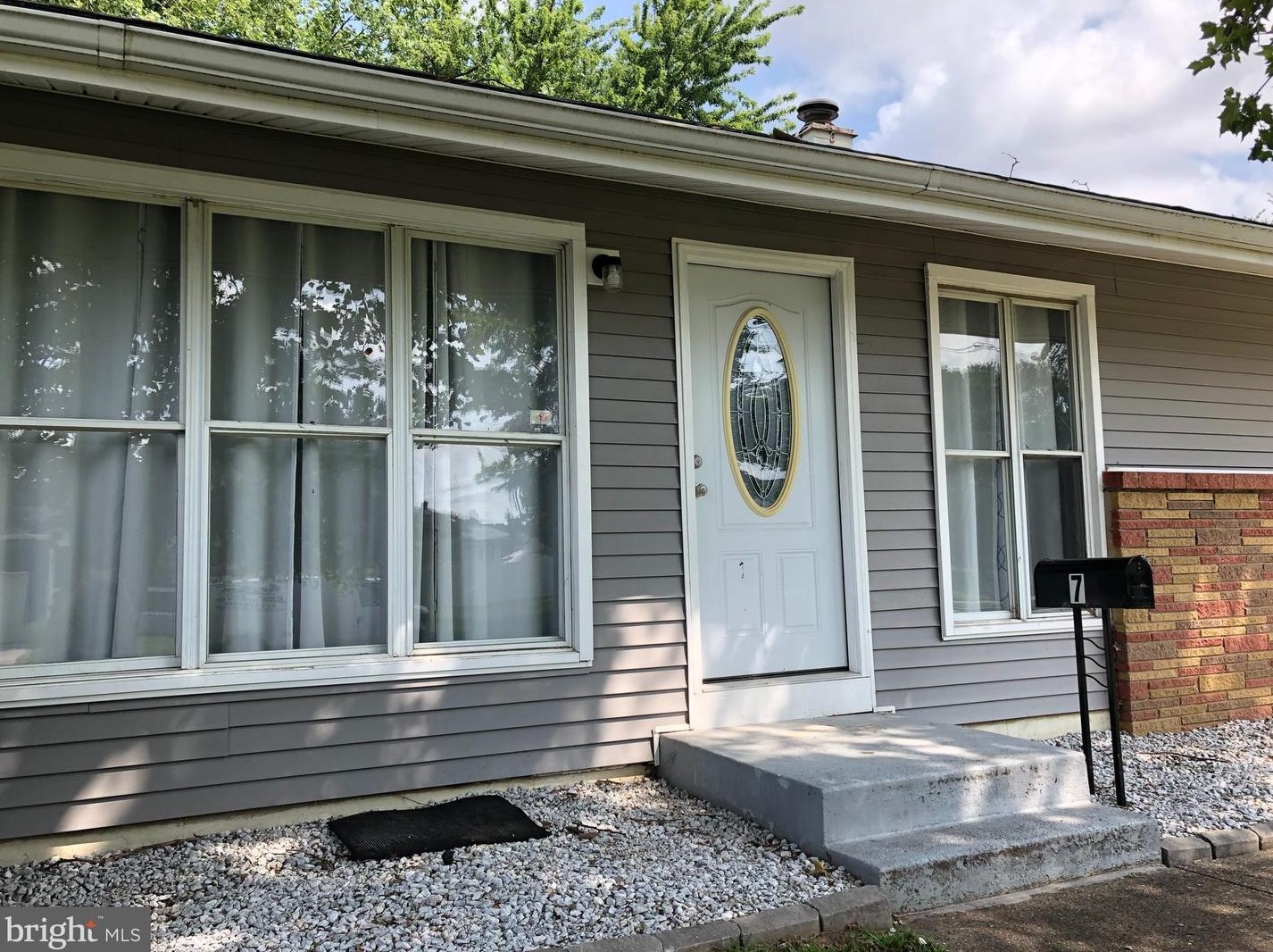 7 Latimer Way, Burlington, NJ 08016-2930