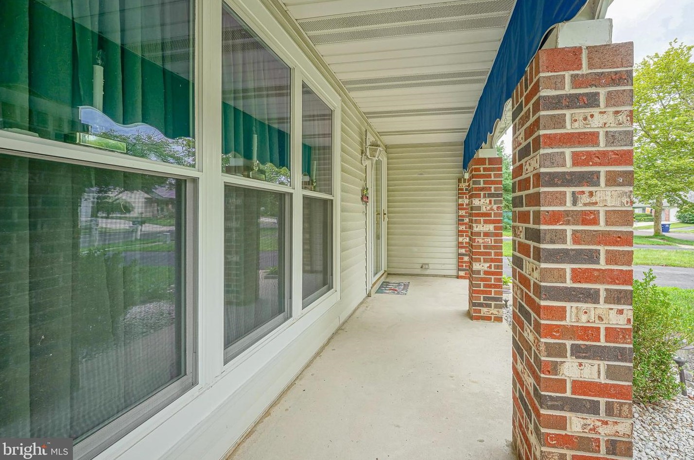 43 Maidstone Pl, Southampton, NJ 08088-1252