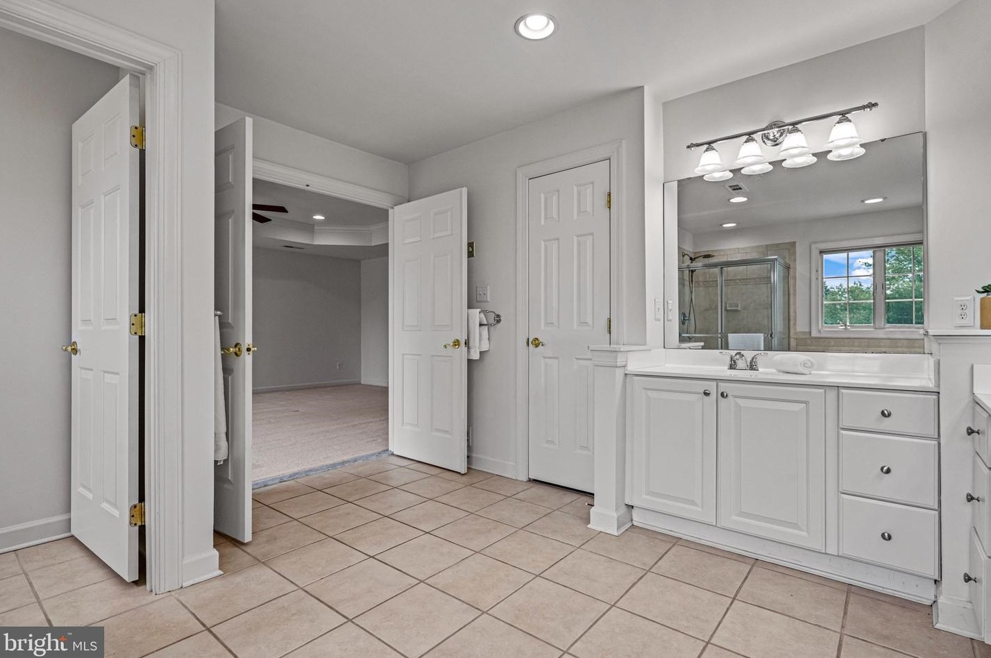 629 Windsock Way, Moorestown NJ exterior