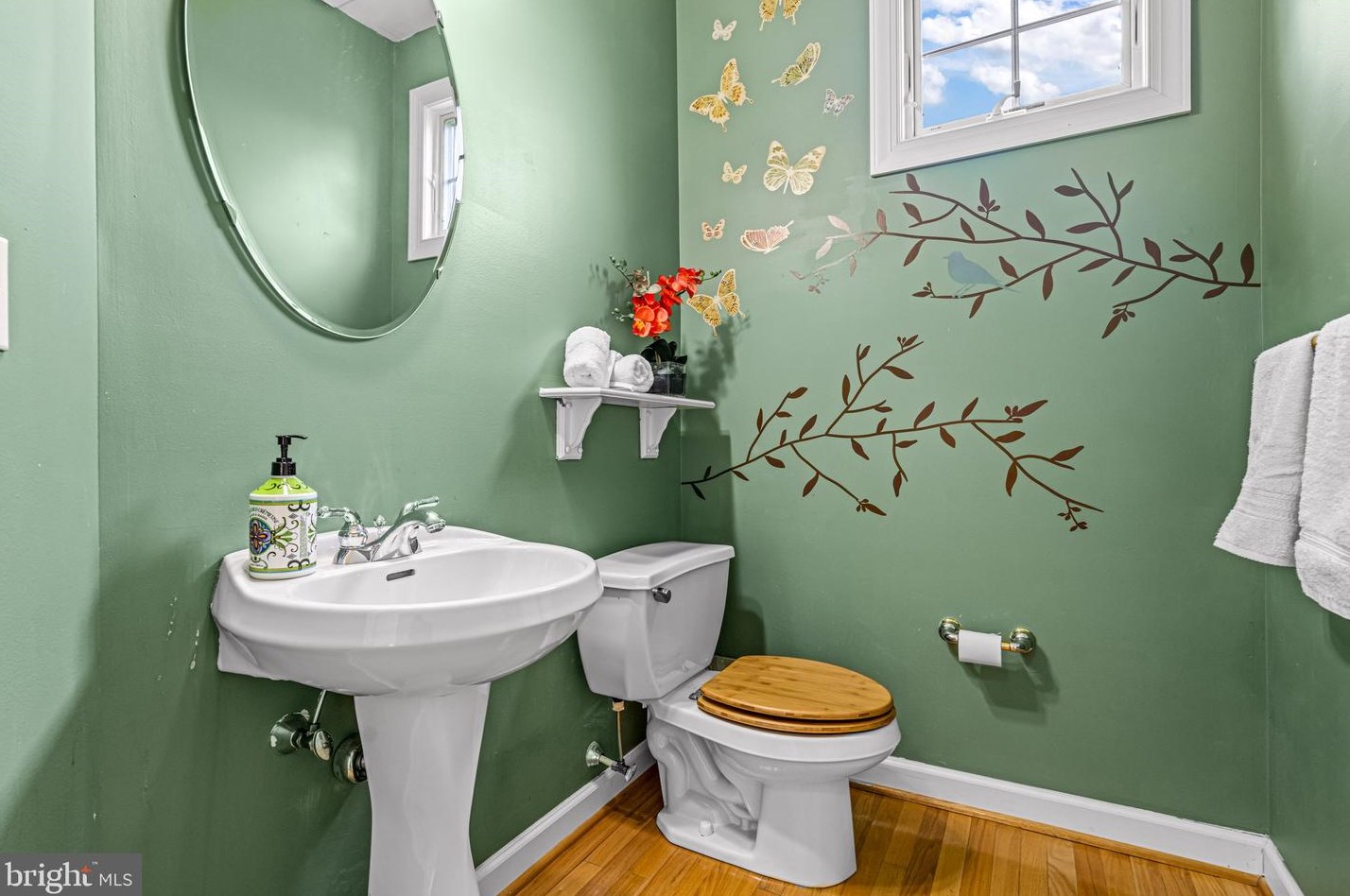 629 Windsock Way, Moorestown NJ exterior