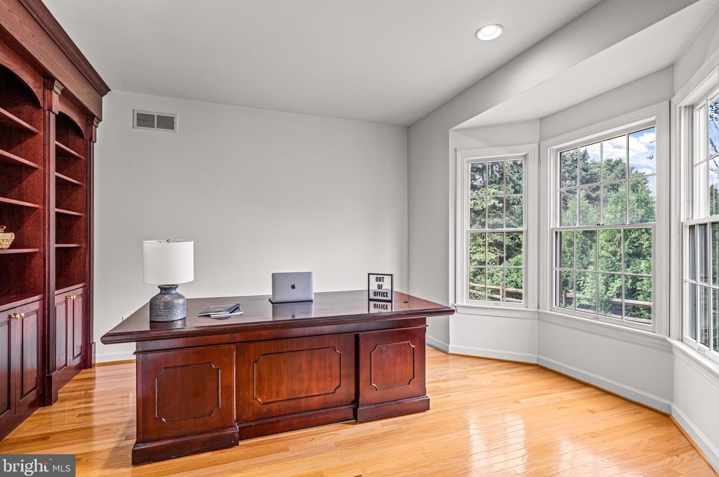 629 Windsock Way, Moorestown NJ exterior