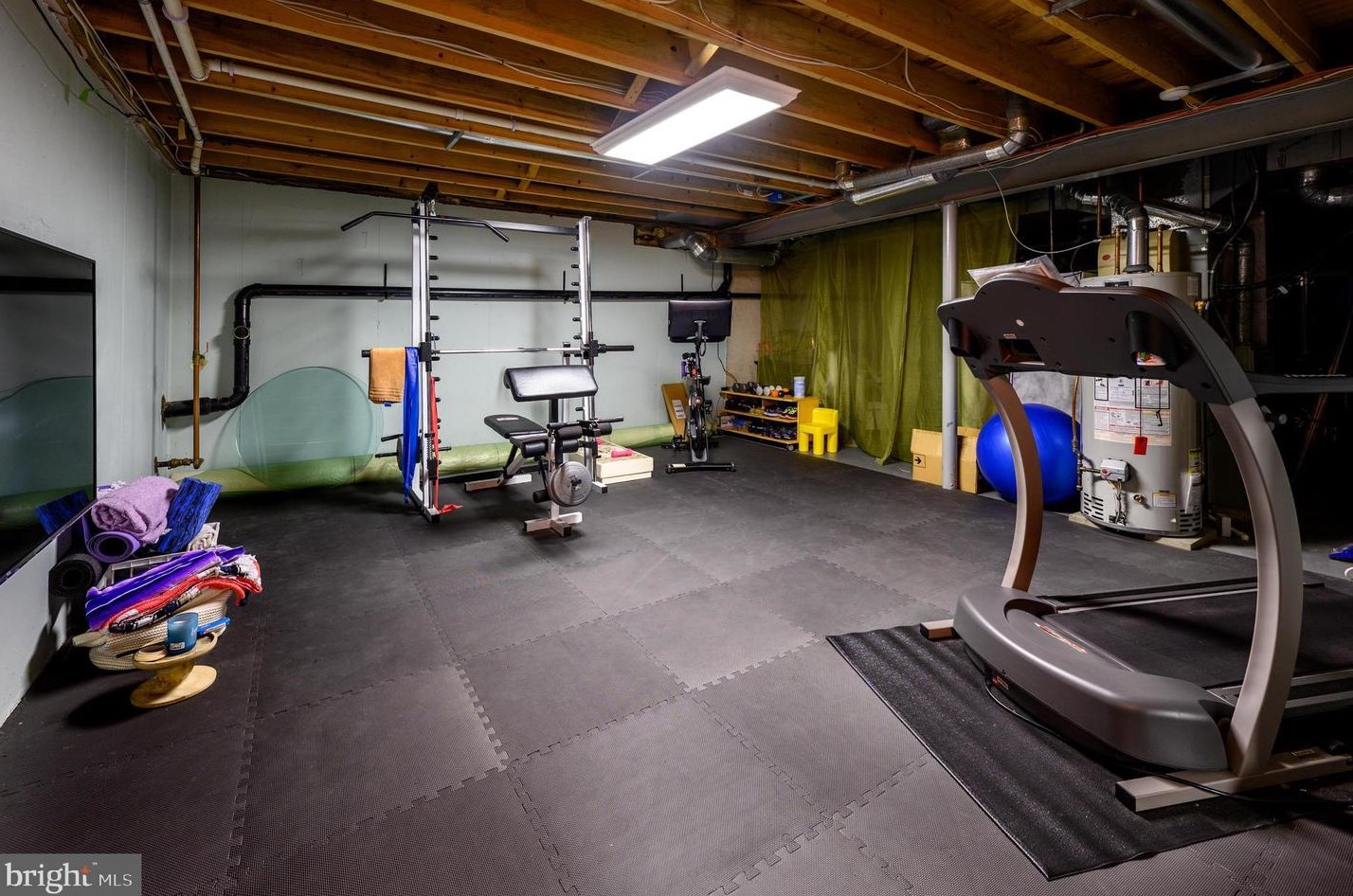 4 Swedes Ln, Moorestown NJ 08057-3841 exterior