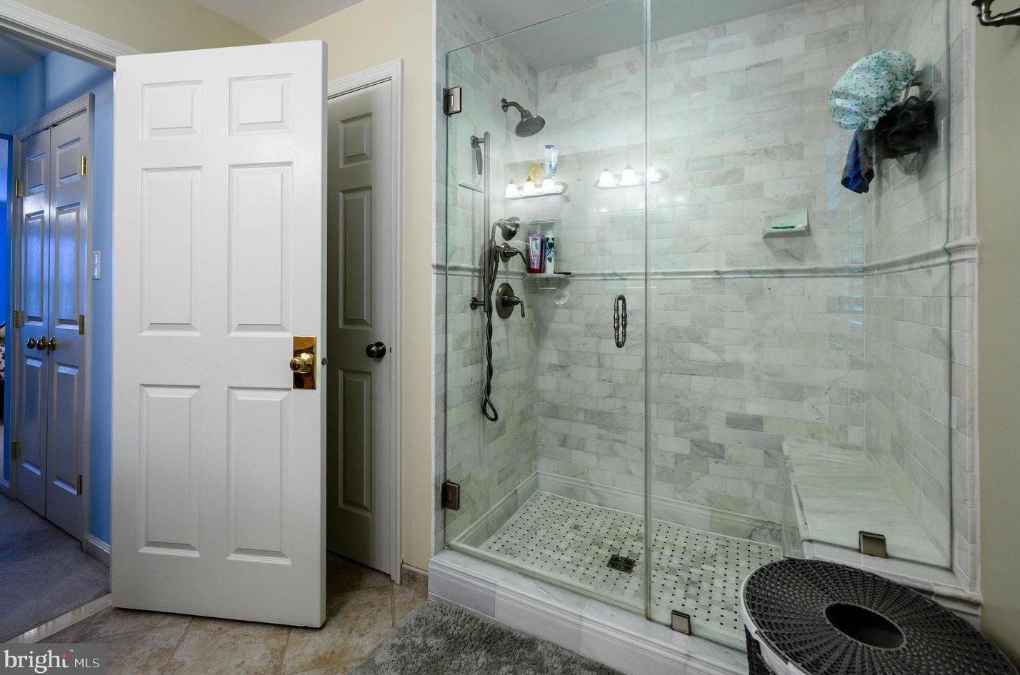 4 Swedes Ln, Moorestown NJ 08057-3841 exterior