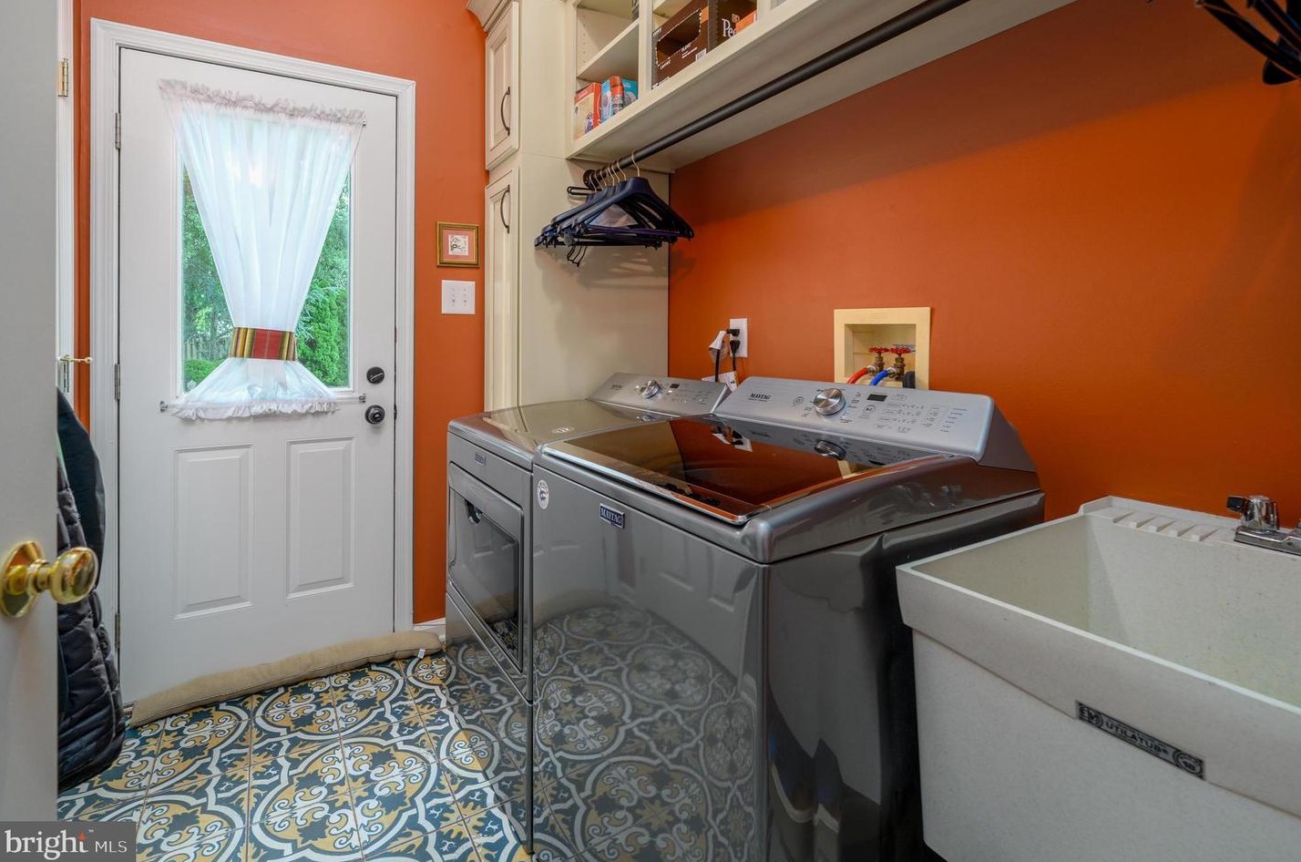 4 Swedes Ln, Moorestown NJ 08057-3841 exterior