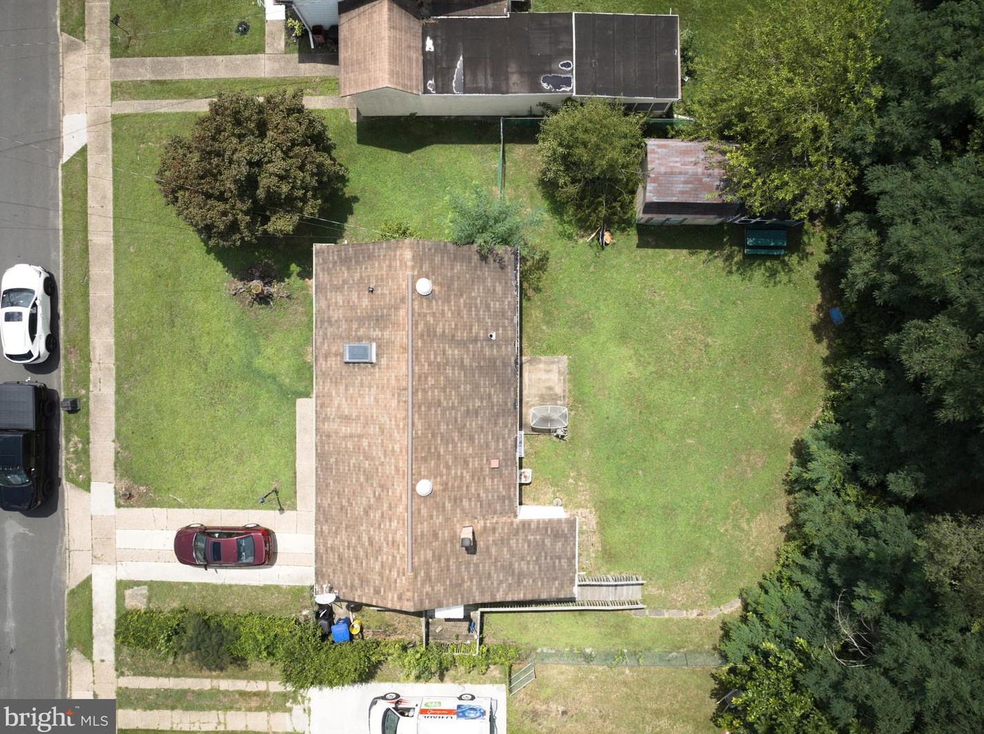 1106 Laurel Rd, Beverly, NJ 08010-2609
