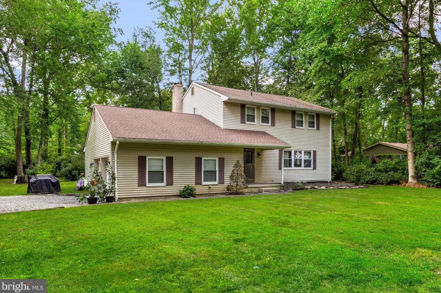 10 Mississippi Trl, Medford, NJ 08055-8906