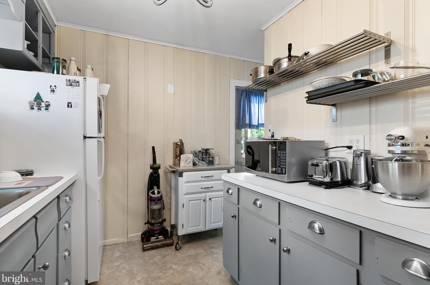 329 Washington Ave, Moorestown NJ 08057-1874 exterior